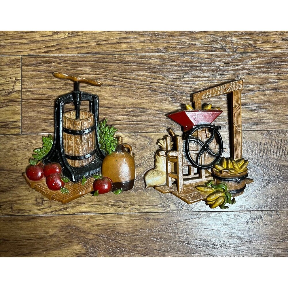 Homco 1978 Painted Iron Metal Vintage Wall Decor Corn Mill Apple Press Farmhouse